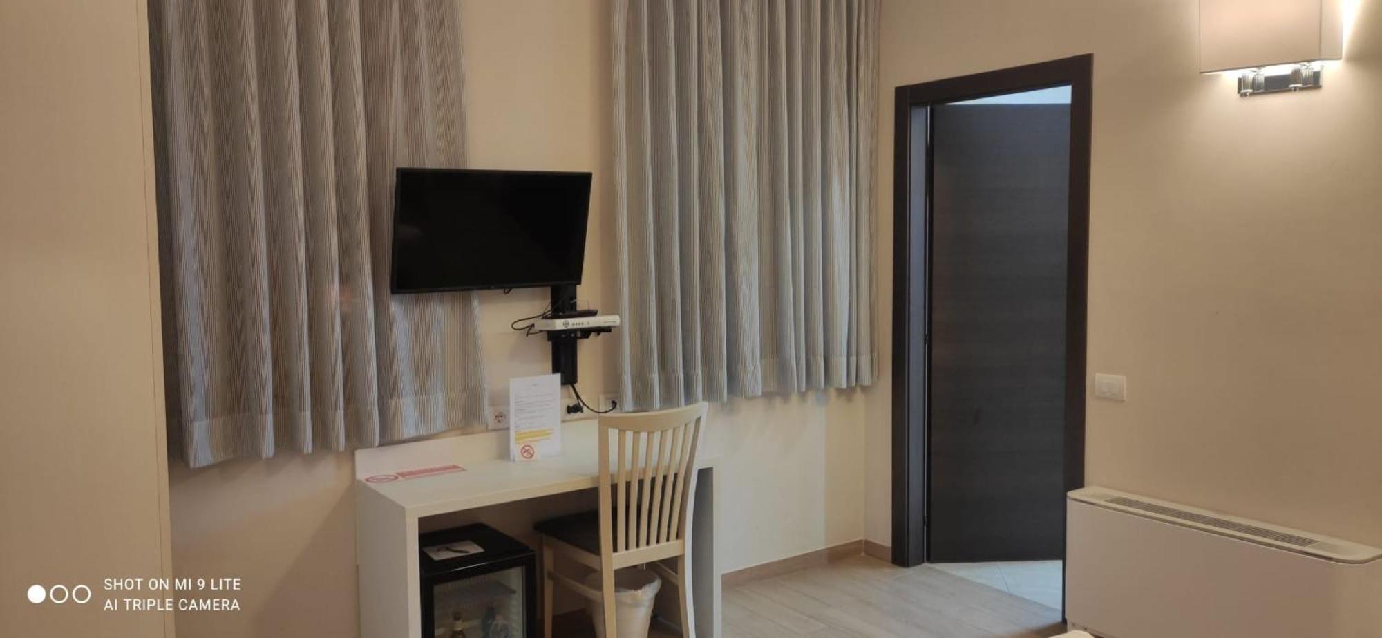 Palazzo Marignano Hotel Melegnano Ngoại thất bức ảnh