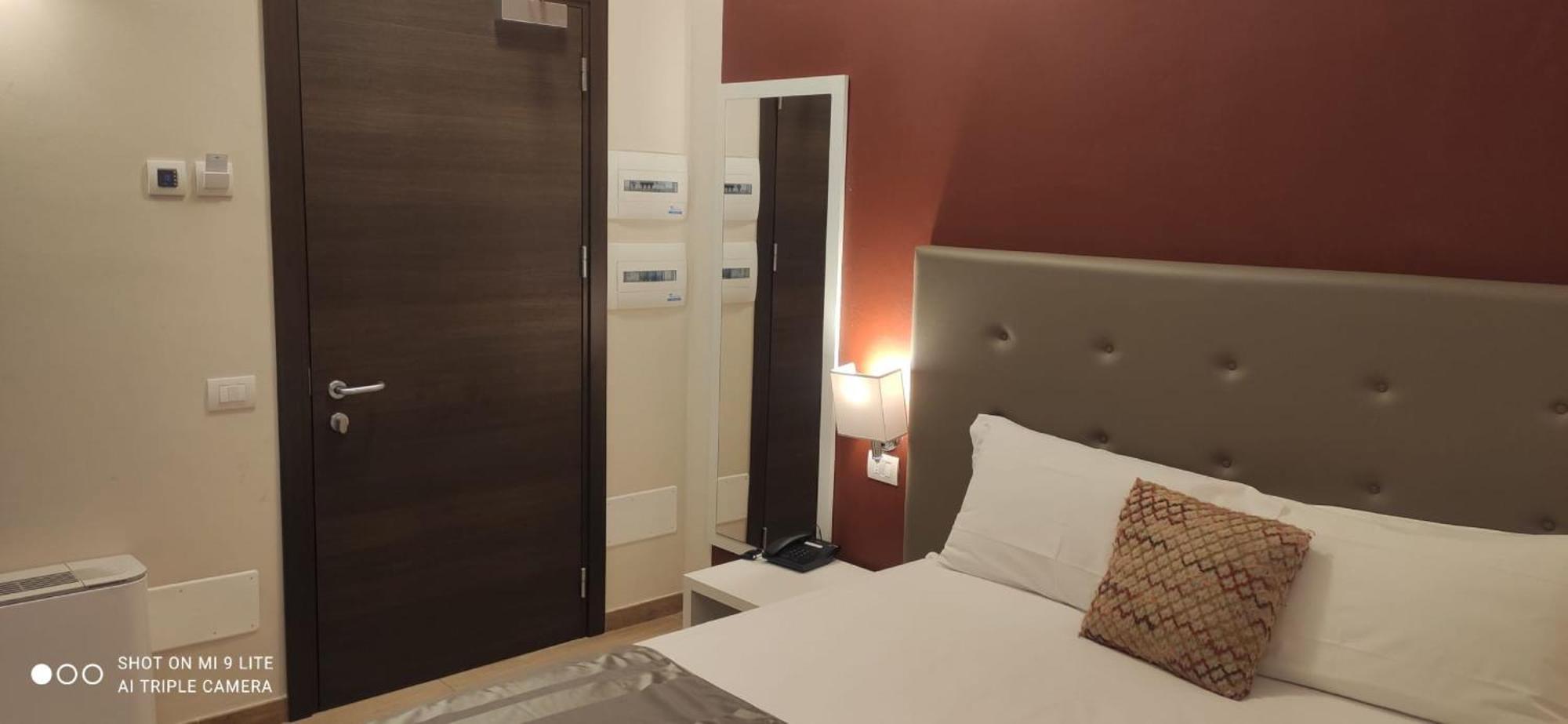 Palazzo Marignano Hotel Melegnano Ngoại thất bức ảnh