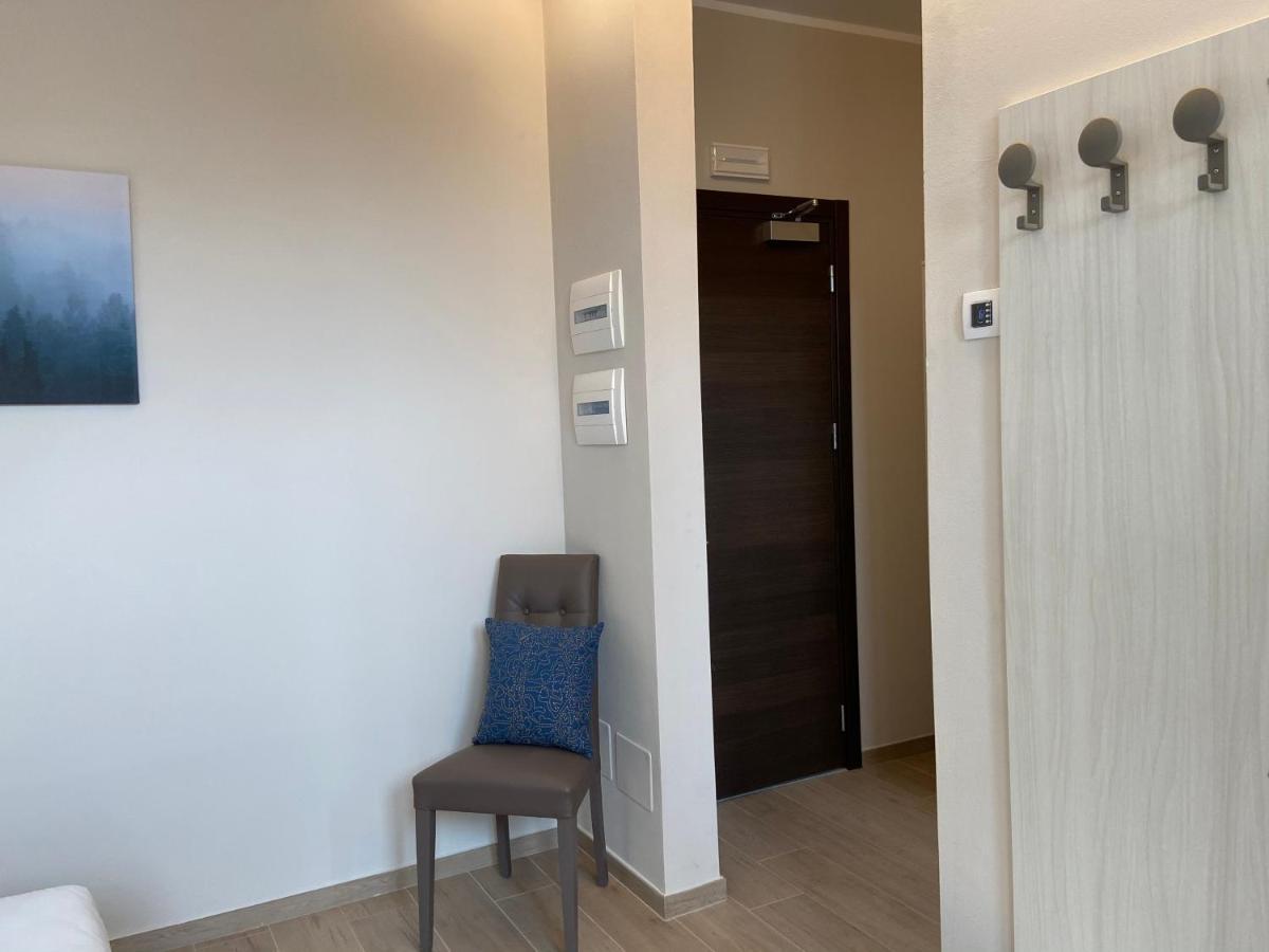 Palazzo Marignano Hotel Melegnano Ngoại thất bức ảnh